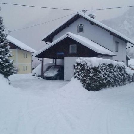Ferienwohnung Haus Cerny باد غويسرن المظهر الخارجي الصورة